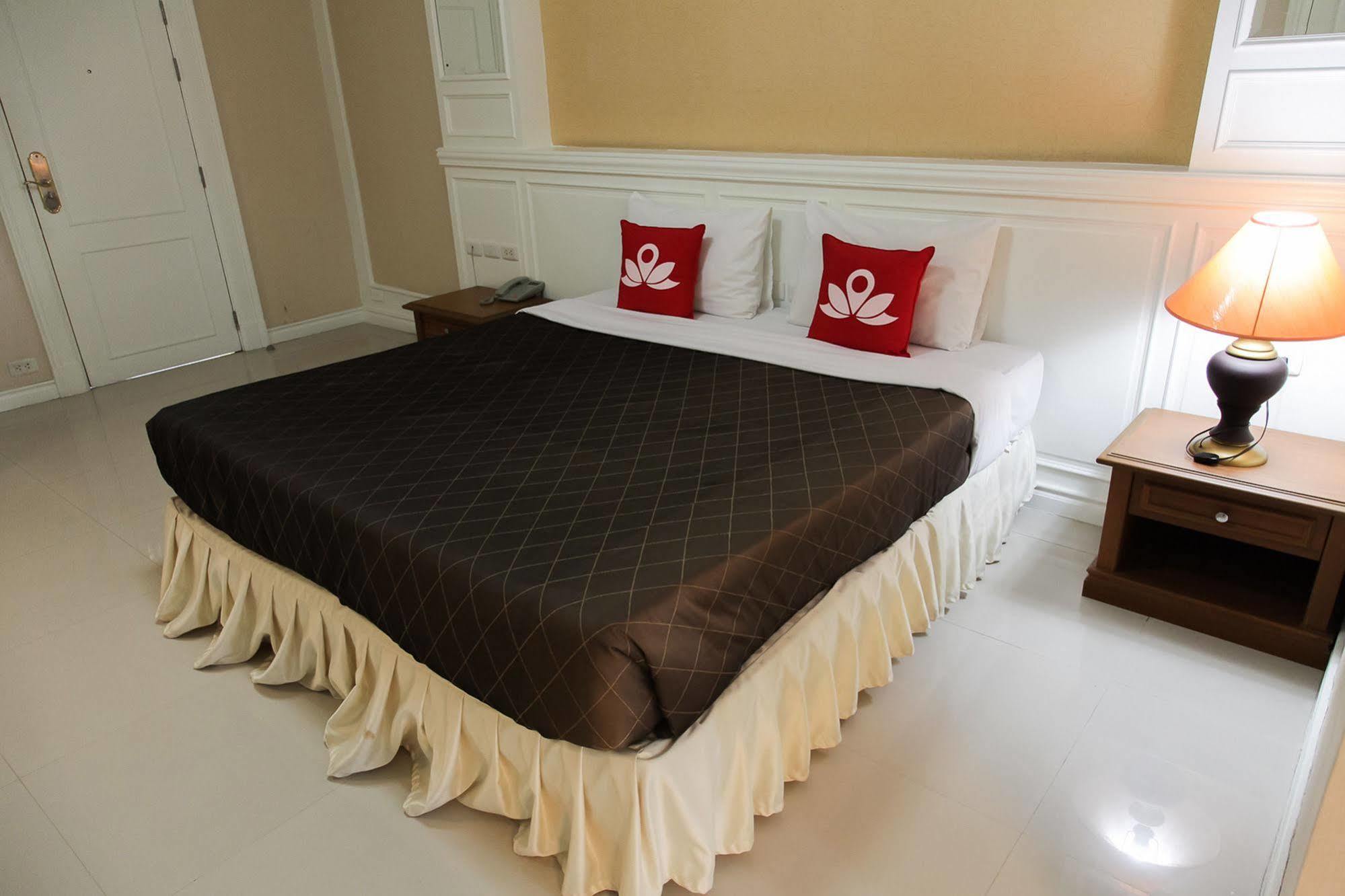 Zen Rooms Bangchak Bangkok Bagian luar foto