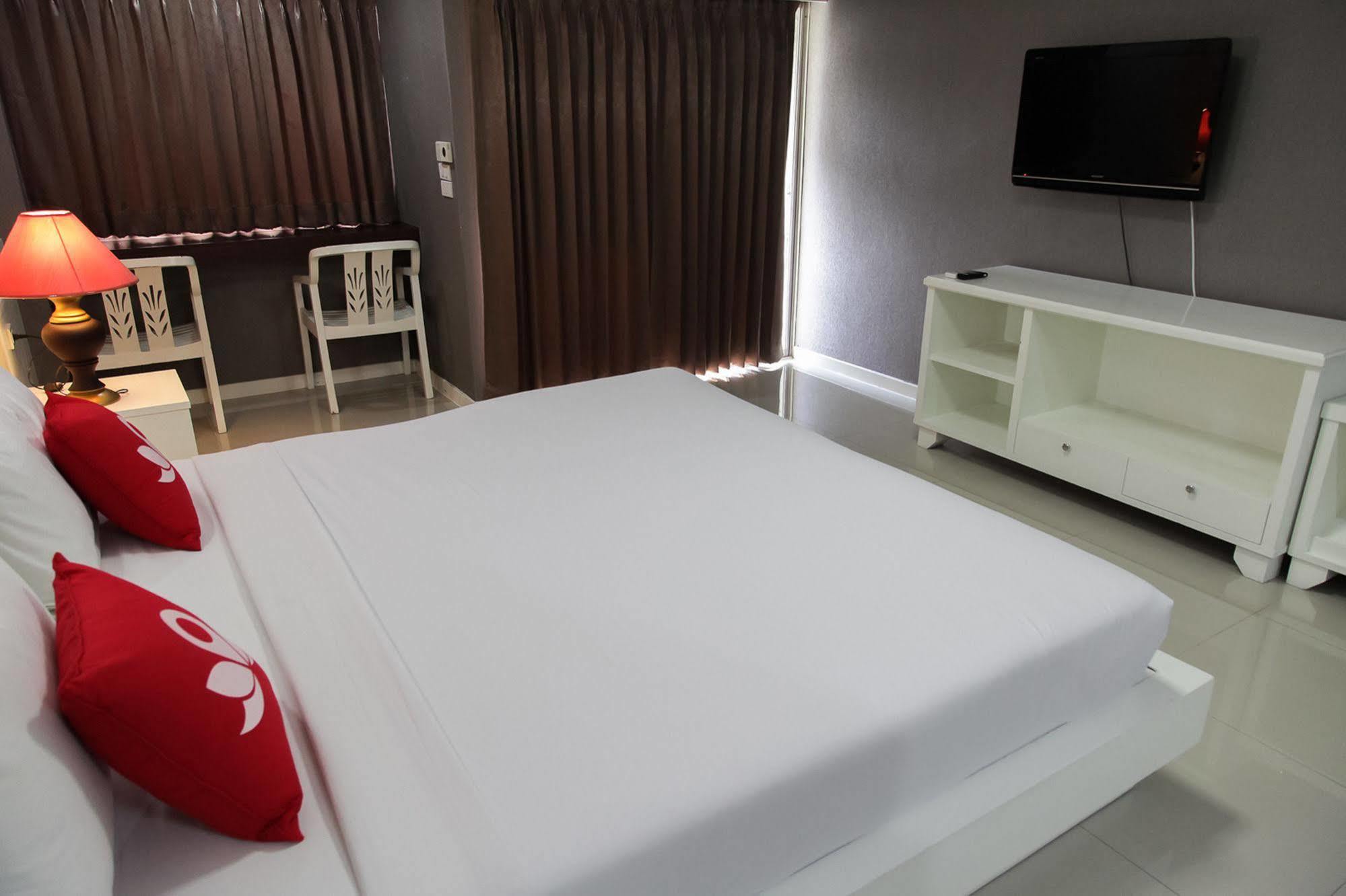 Zen Rooms Bangchak Bangkok Bagian luar foto