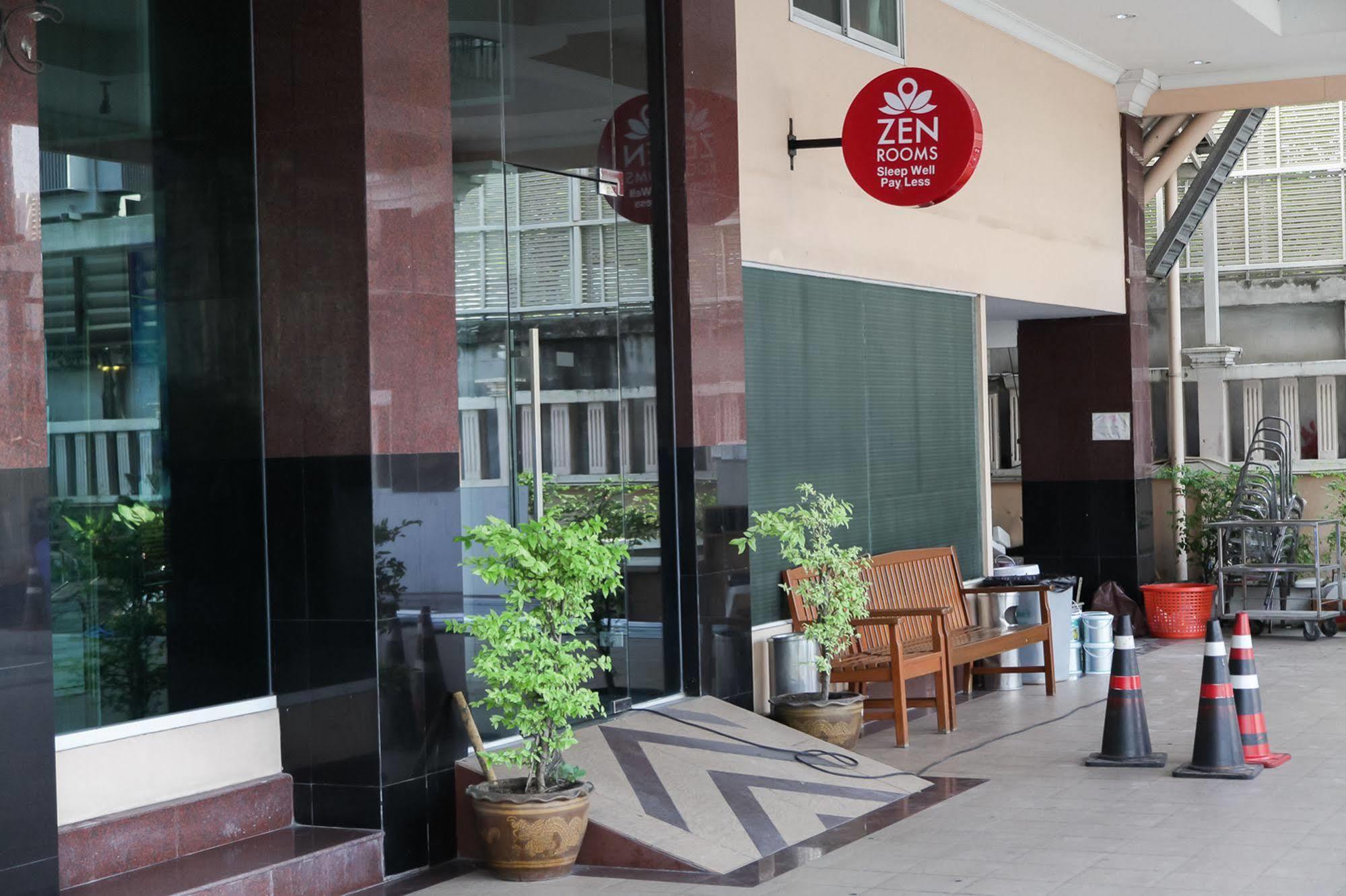 Zen Rooms Bangchak Bangkok Bagian luar foto